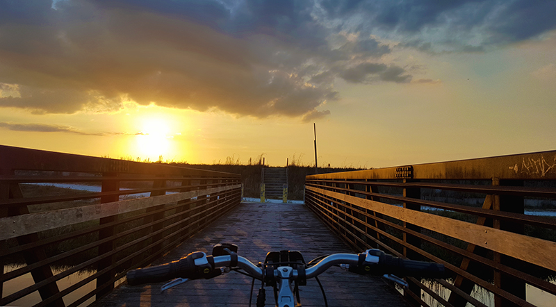 bike-on-bridge-sunset